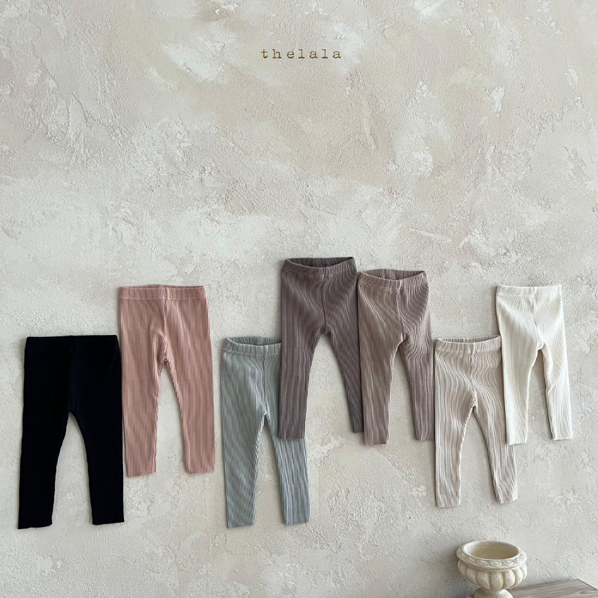 The Lala Plain Legging